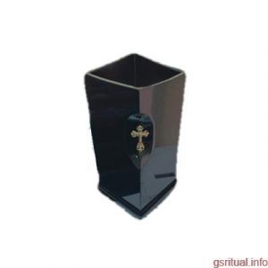 Урна для праха ритуальная из древесины